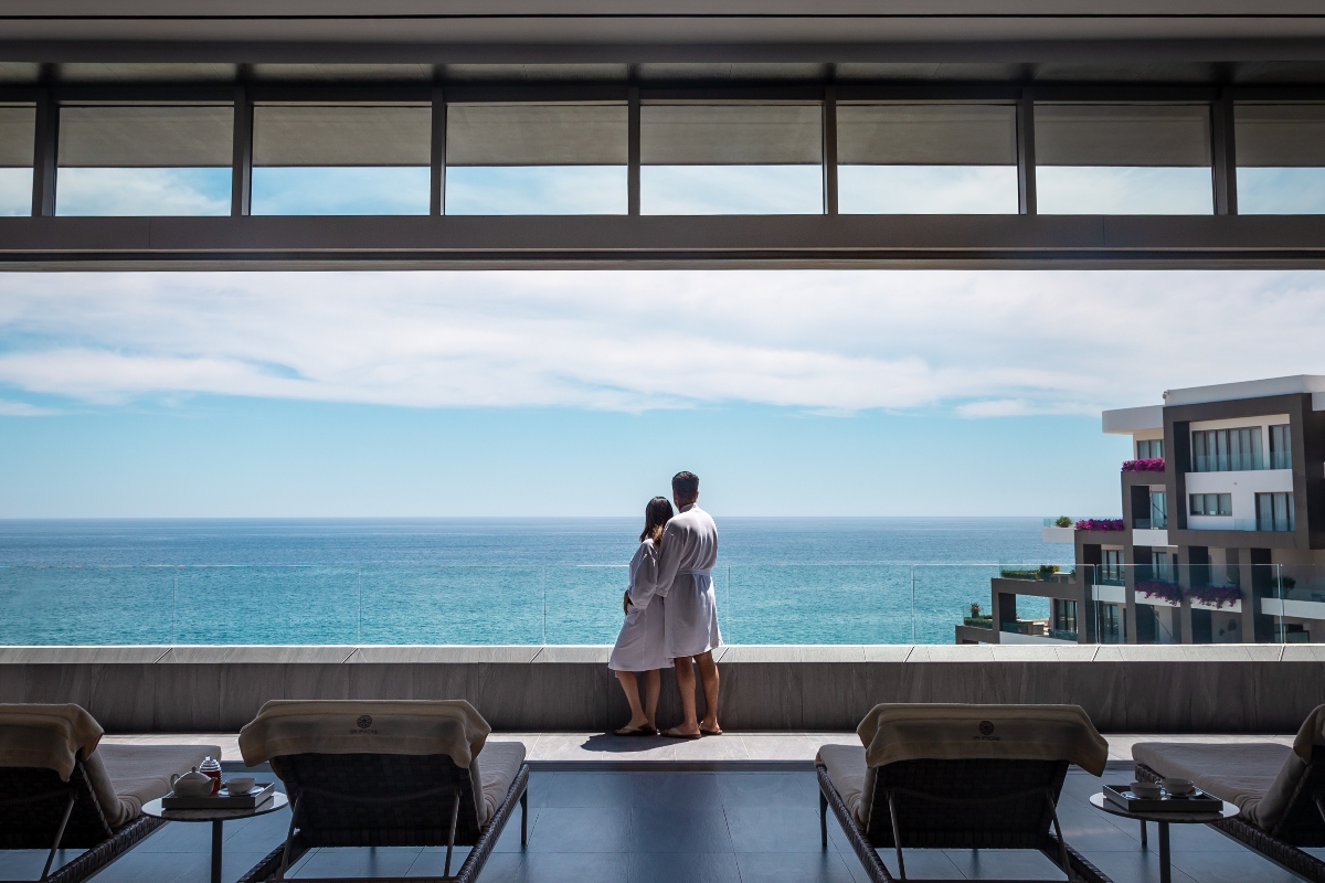couple at garza blanca los cabos spa imagine